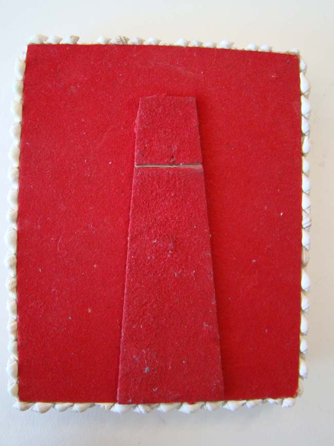 A lovely Shellwork Photo Frame circa 1900 — image 2
